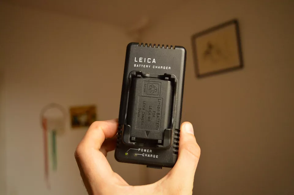 Leica M8 Camera Full