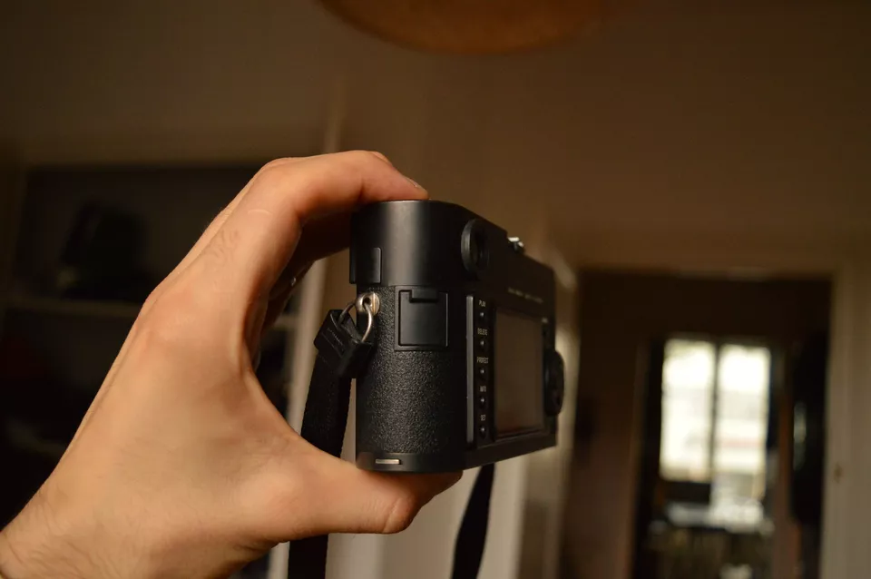Leica M8 Camera Full