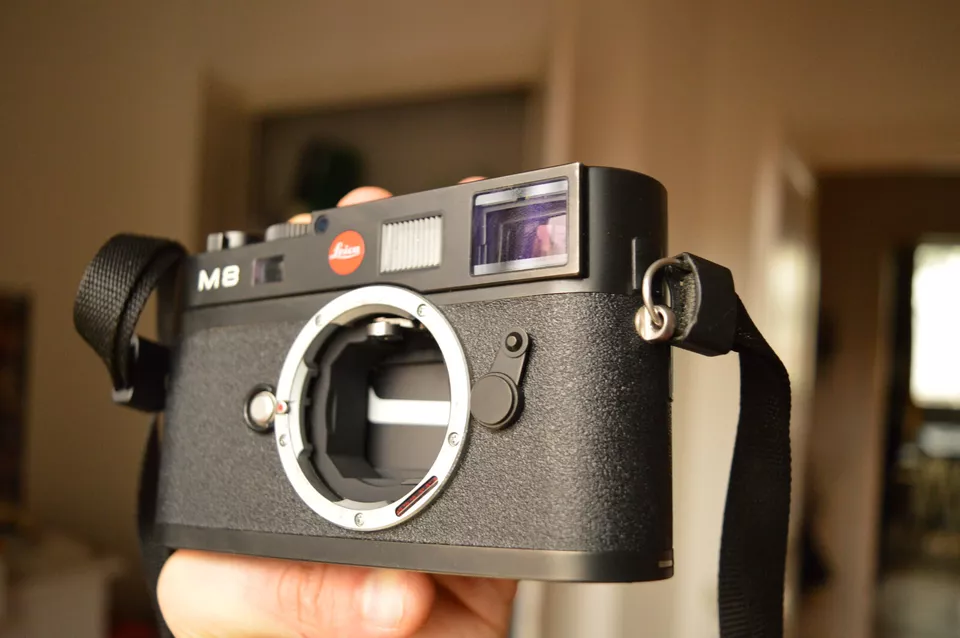 Leica M8 Camera Full