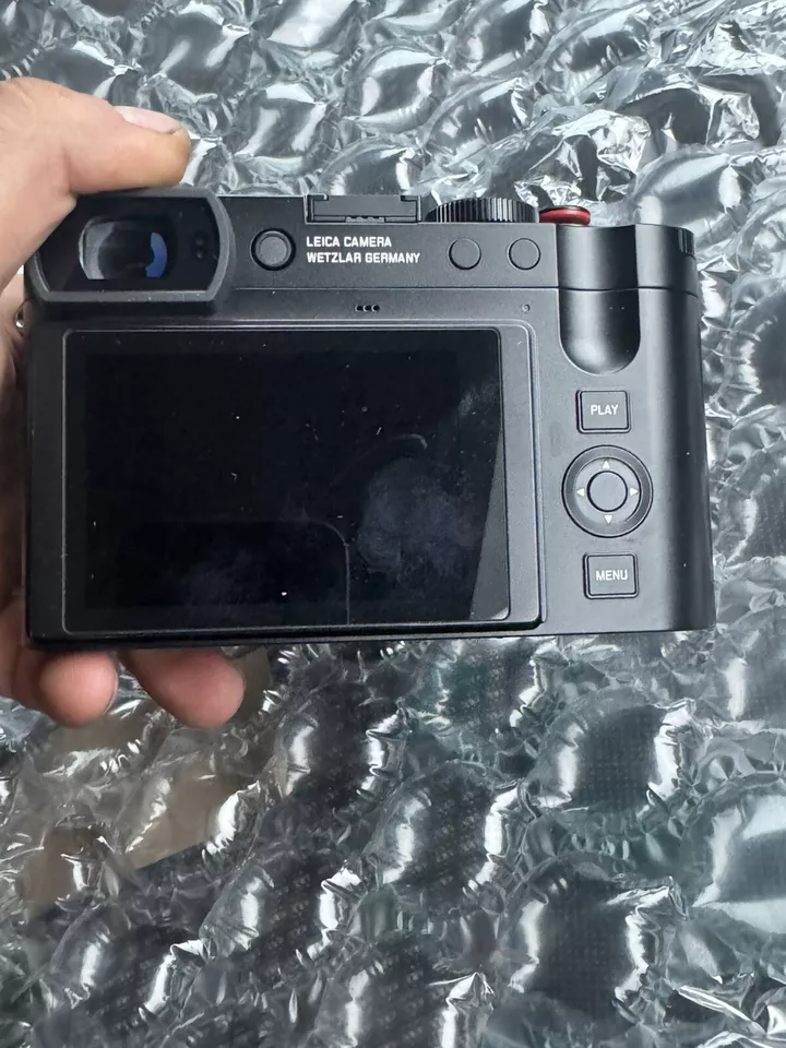 Brand New Leica Q3 43 - Black - Digital Camera (19084) APO-Summicron 43mm F2.0